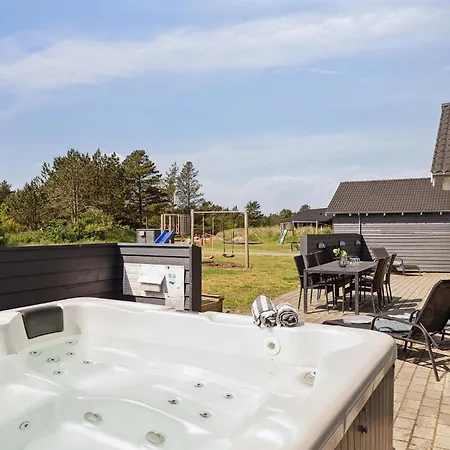 Tatil Evi In With Sauna Blåvand